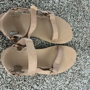 Teva Women's Sandals in Tan